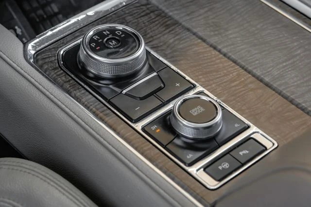 2018 Ford Expedition 4th Gen - Image 28 of 31
