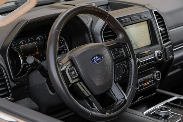 2018 Ford Expedition 4th Gen - Image 18 of 31