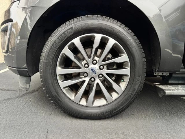 2018 Ford Expedition 4th Gen - Image 11 of 21