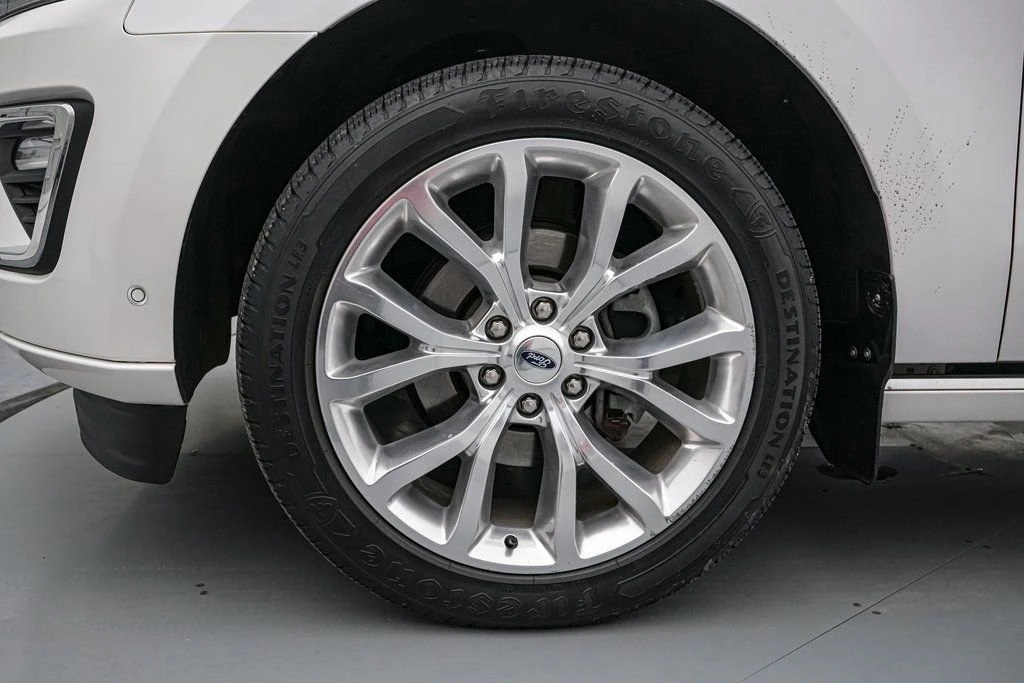 2018 Ford Expedition 4th Gen - Image 11 of 21