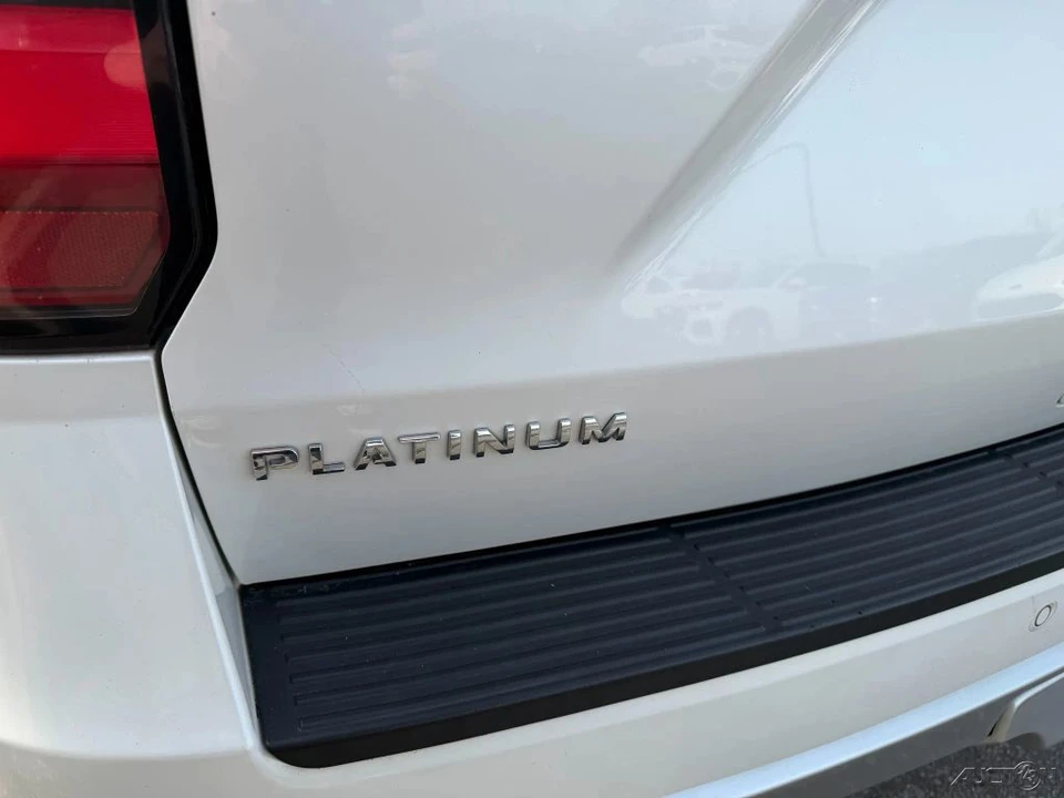 2018 Ford Expedition 4th Gen - Image 9 of 12