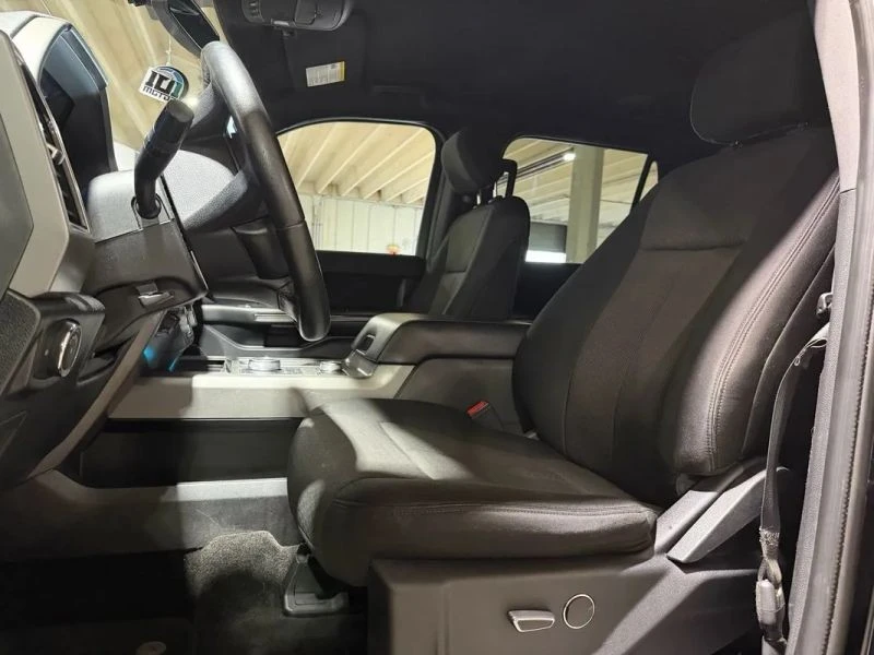 2018 Ford Expedition 4th Gen - Image 10 of 12