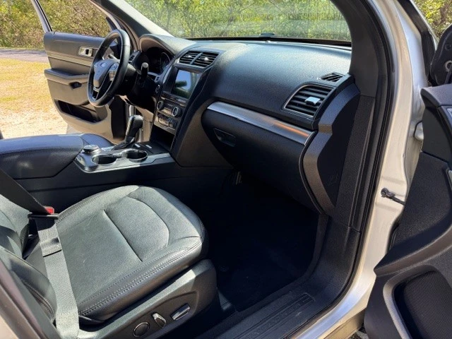 2018 Ford Explorer 5th Gen - Image 27 of 31