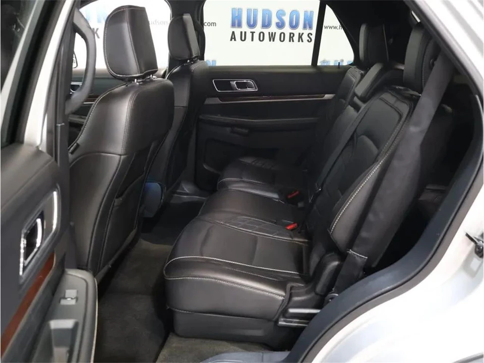 2018 Ford Explorer 5th Gen - Image 25 of 31