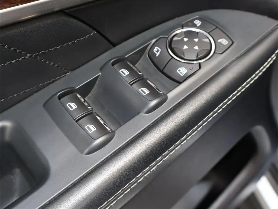 2018 Ford Explorer 5th Gen - Image 11 of 31