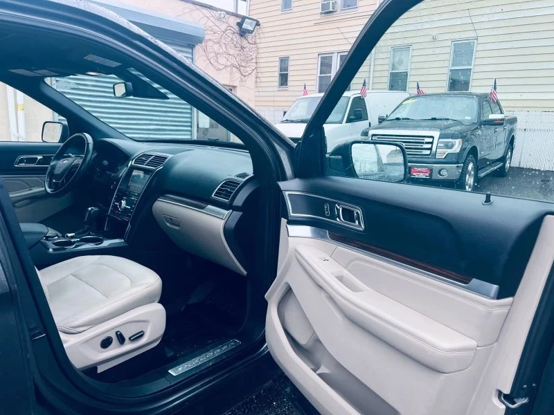 2018 Ford Explorer 5th Gen - Image 11 of 12