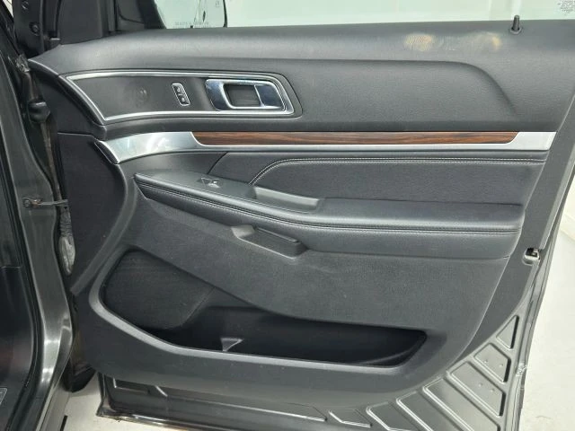 2018 Ford Explorer 5th Gen - Image 17 of 21