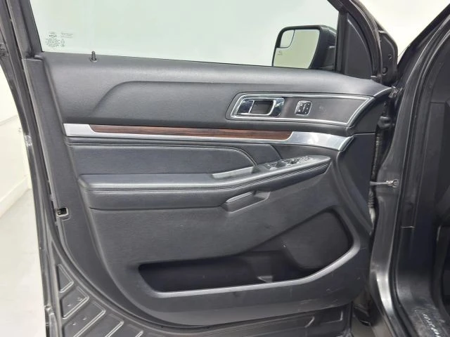 2018 Ford Explorer 5th Gen - Image 14 of 21