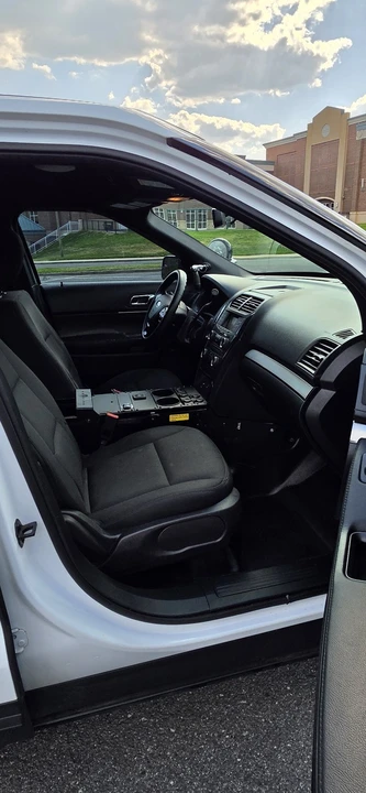 2018 Ford Explorer 5th Gen - Image 10 of 20