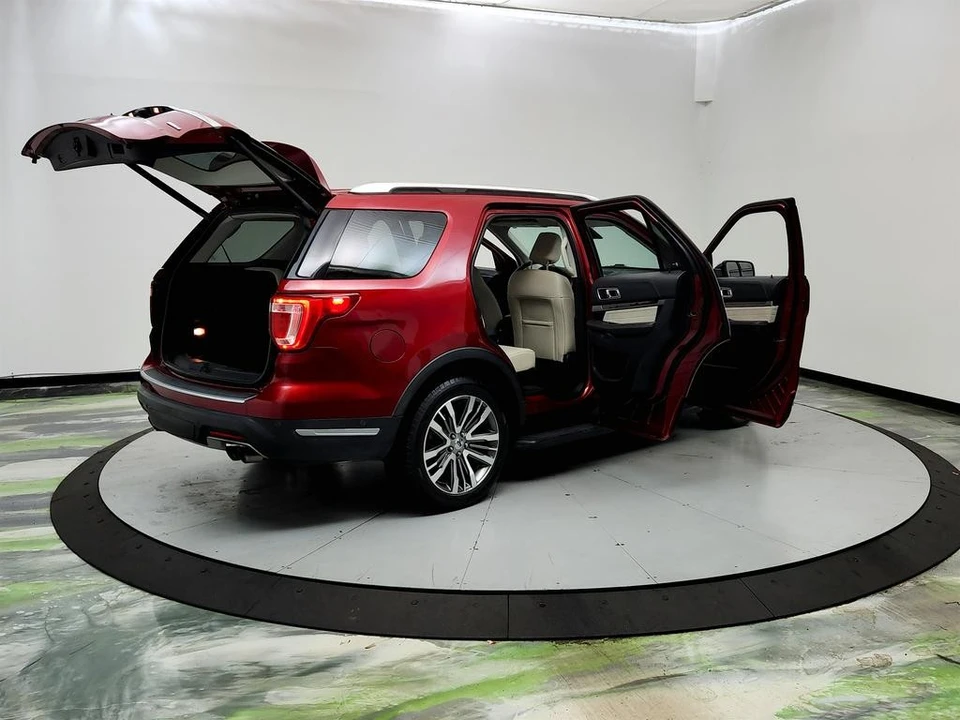 2018 Ford Explorer 5th Gen - Image 11 of 21