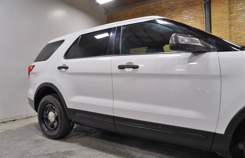 2018 Ford Explorer 5th Gen - Image 9 of 12