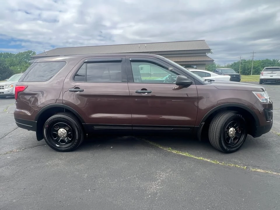 2018 Ford Explorer 5th Gen - Image 9 of 20