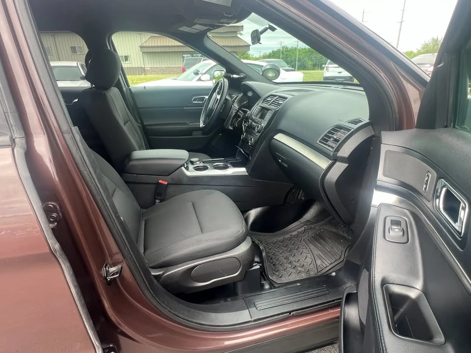 2018 Ford Explorer 5th Gen - Image 19 of 20