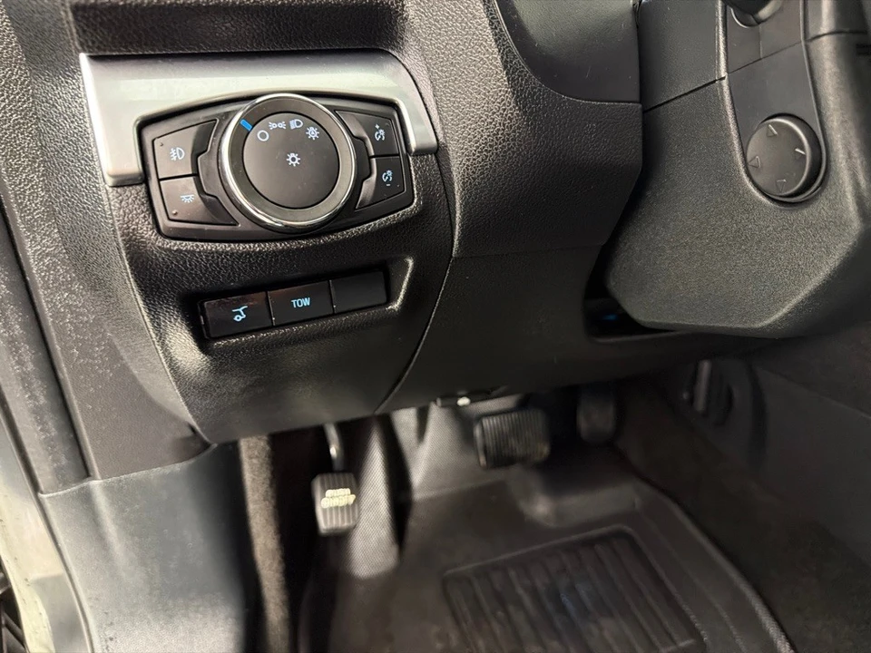 2018 Ford Explorer 5th Gen - Image 13 of 21