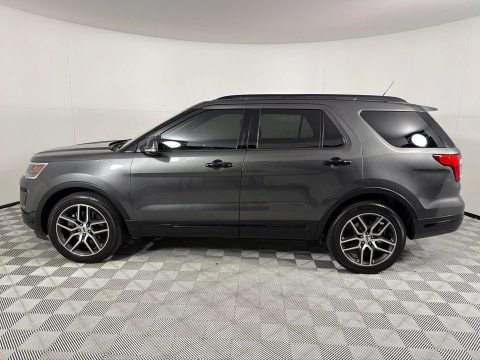 2018 Ford Explorer 5th Gen - Image 6 of 21