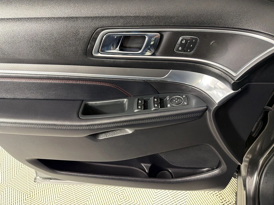2018 Ford Explorer 5th Gen - Image 9 of 21