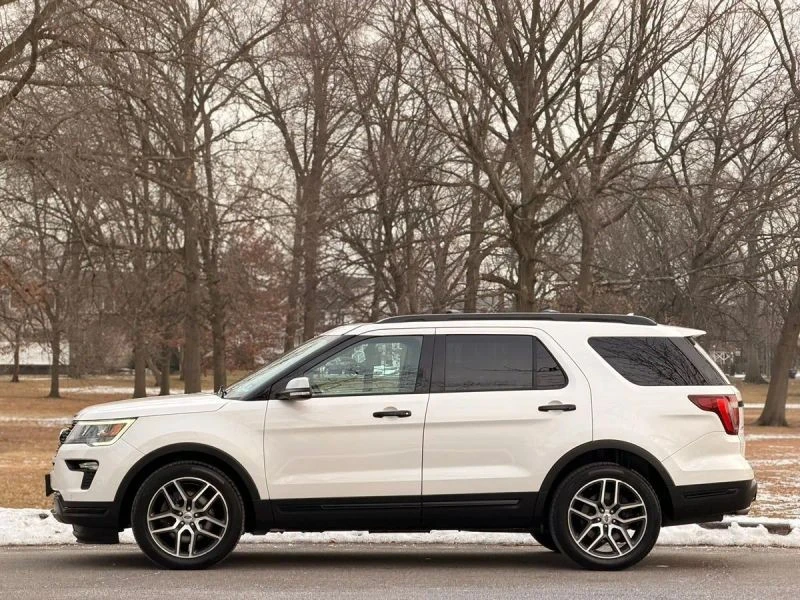 2018 Ford Explorer 5th Gen - Image 7 of 12