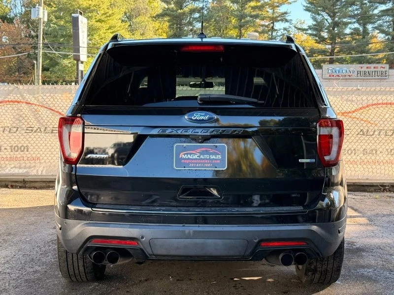 2018 Ford Explorer 5th Gen - Image 10 of 12