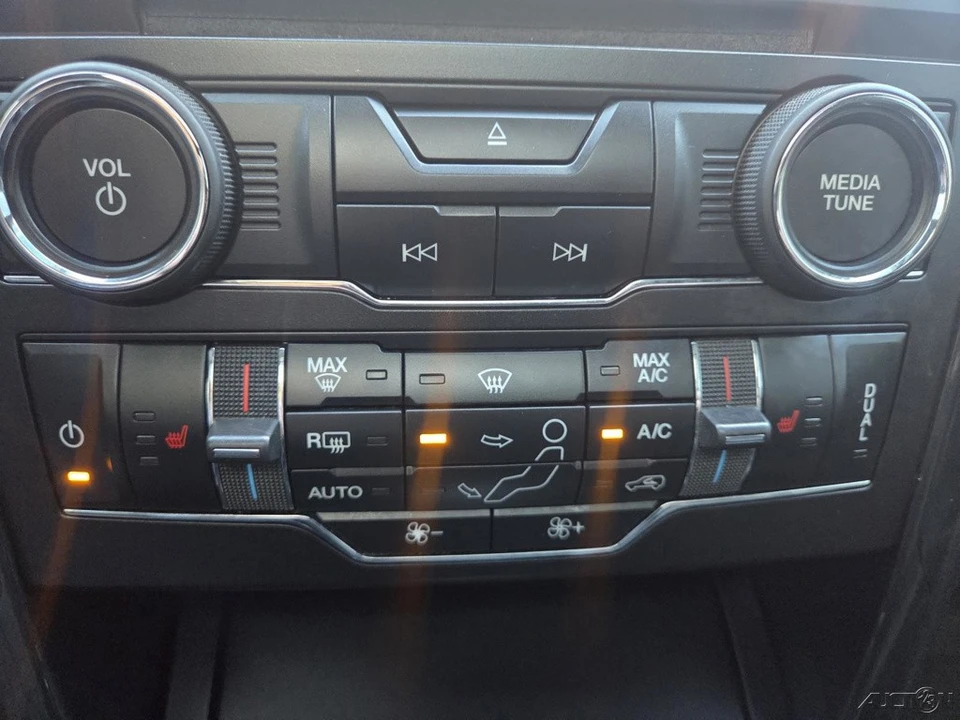 2018 Ford Explorer 5th Gen - Image 11 of 18