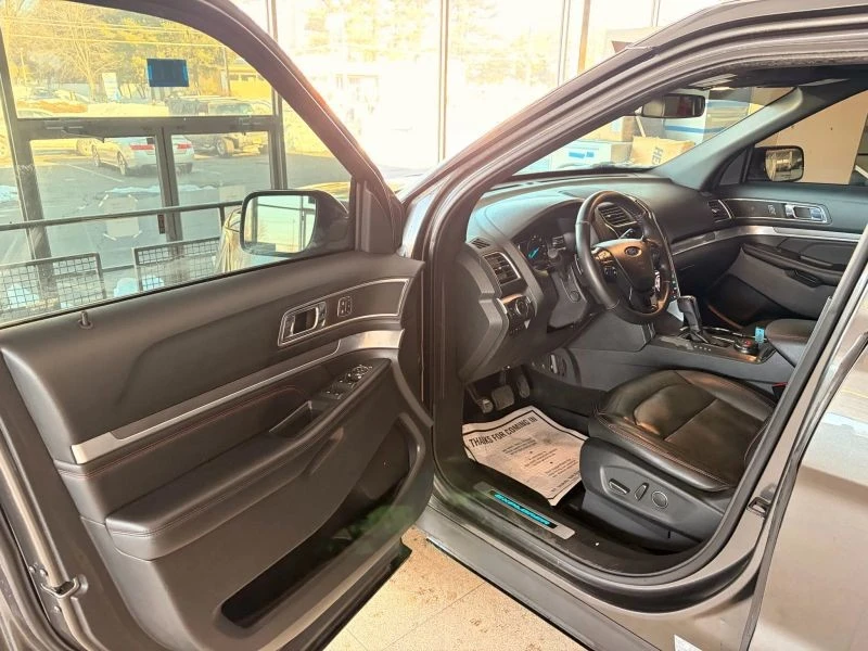 2018 Ford Explorer 5th Gen - Image 10 of 12