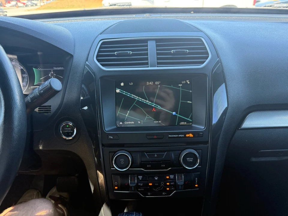2018 Ford Explorer 5th Gen - Image 9 of 15