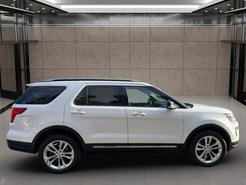 2018 Ford Explorer 5th Gen - Image 4 of 12