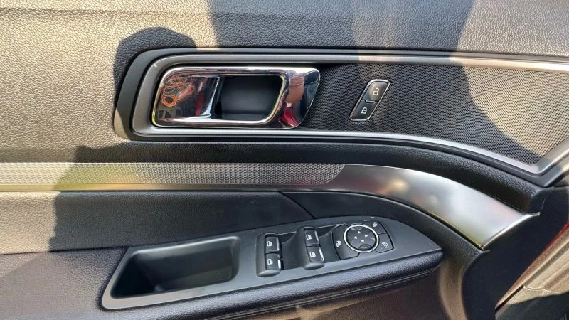 2018 Ford Explorer 5th Gen - Image 10 of 12
