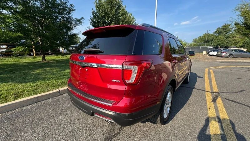 2018 Ford Explorer 5th Gen - Image 6 of 12