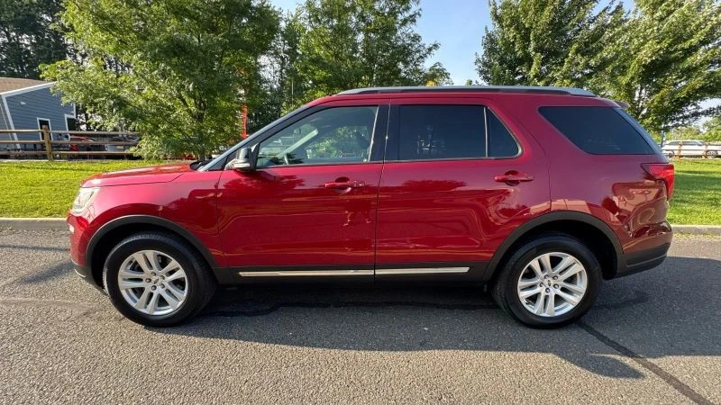 2018 Ford Explorer 5th Gen - Image 3 of 12