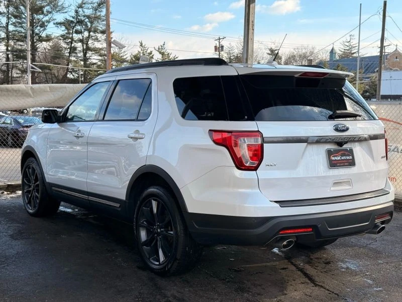 2018 Ford Explorer 5th Gen - Image 11 of 12