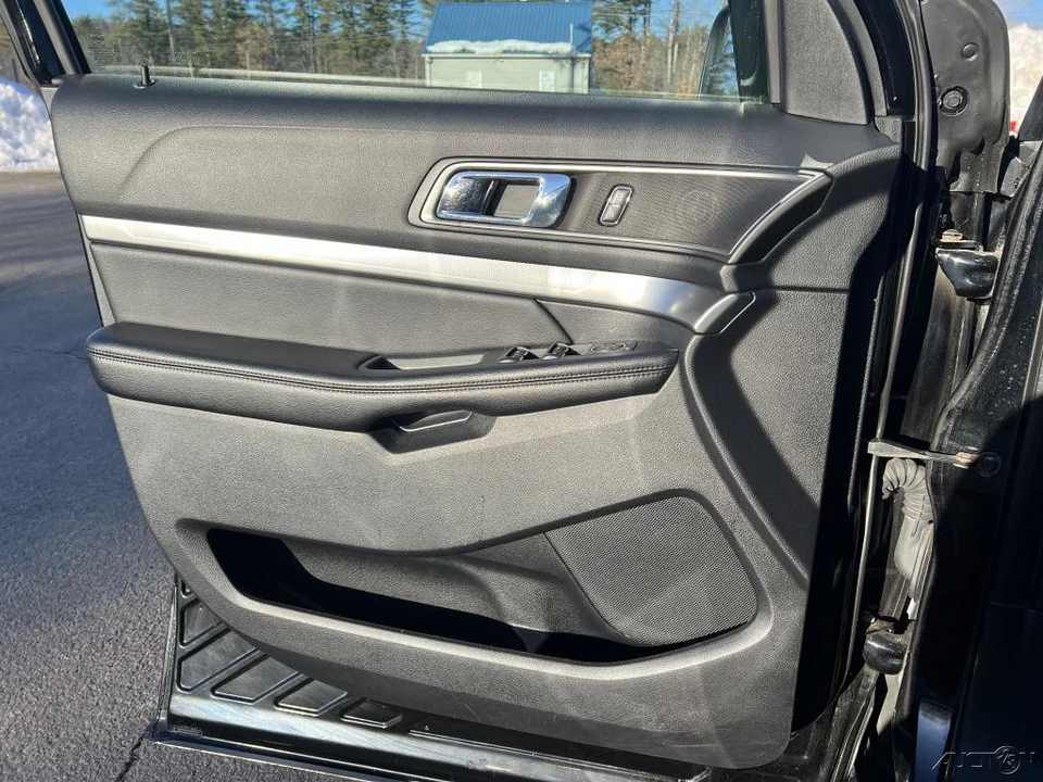 2018 Ford Explorer 5th Gen - Image 11 of 12