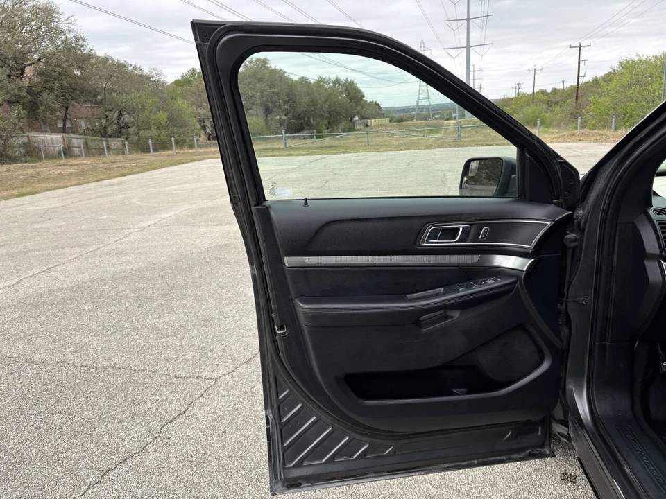 2018 Ford Explorer 5th Gen - Image 11 of 21