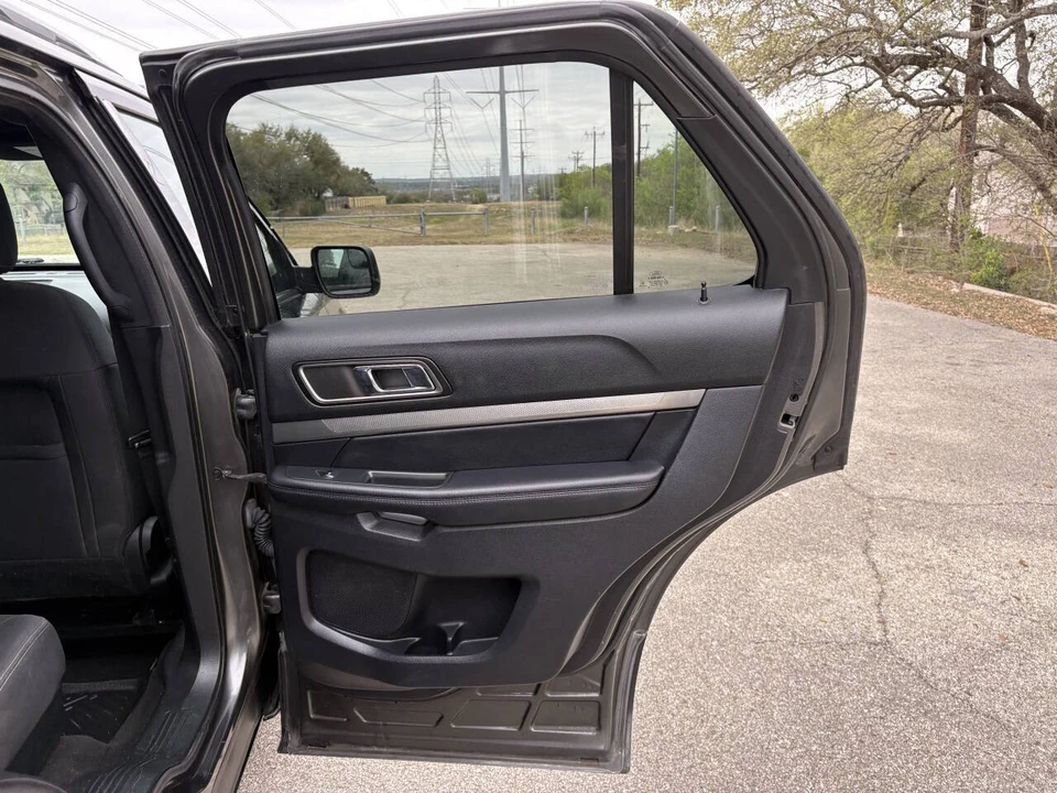 2018 Ford Explorer 5th Gen - Image 19 of 21