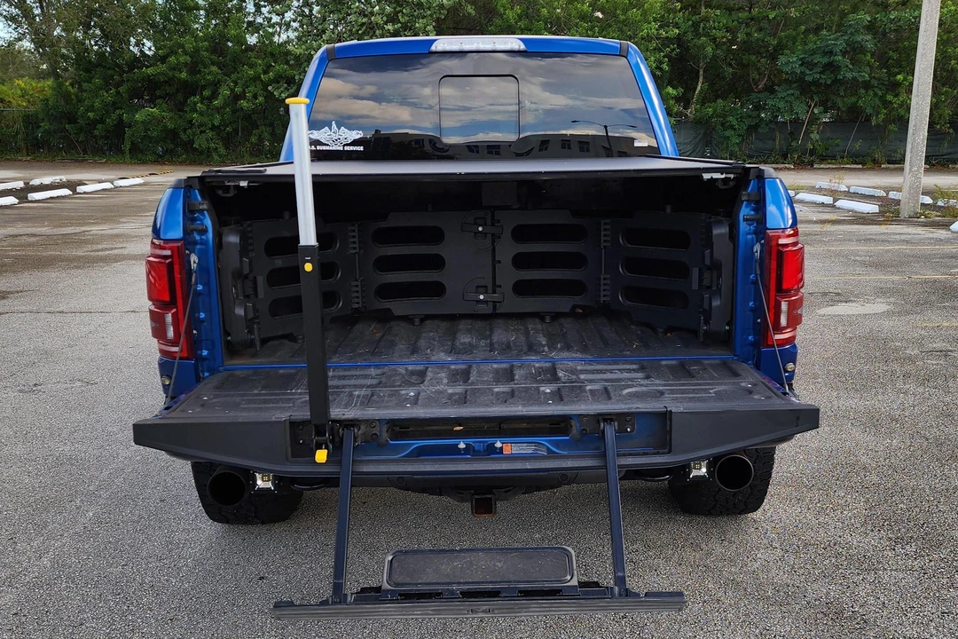 2018 Ford F-150 Raptor 13th Gen - Image 20 of 27