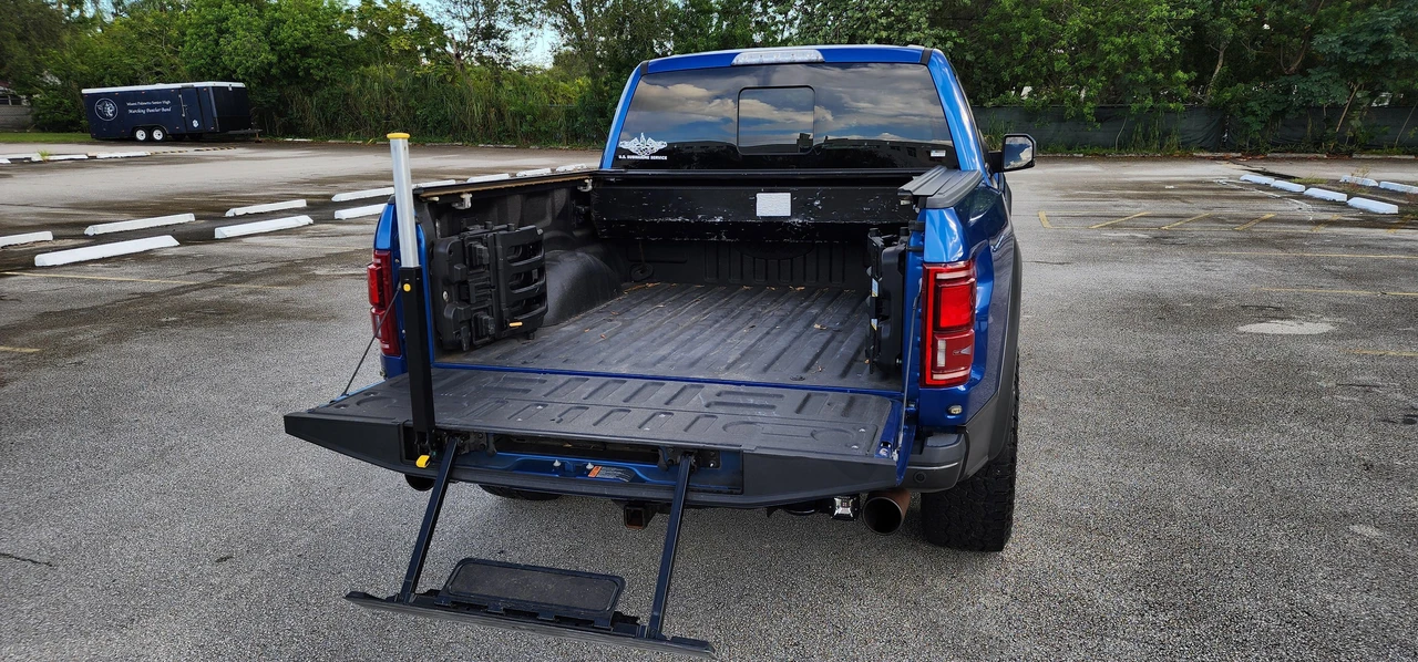 2018 Ford F-150 Raptor 13th Gen - Image 22 of 27