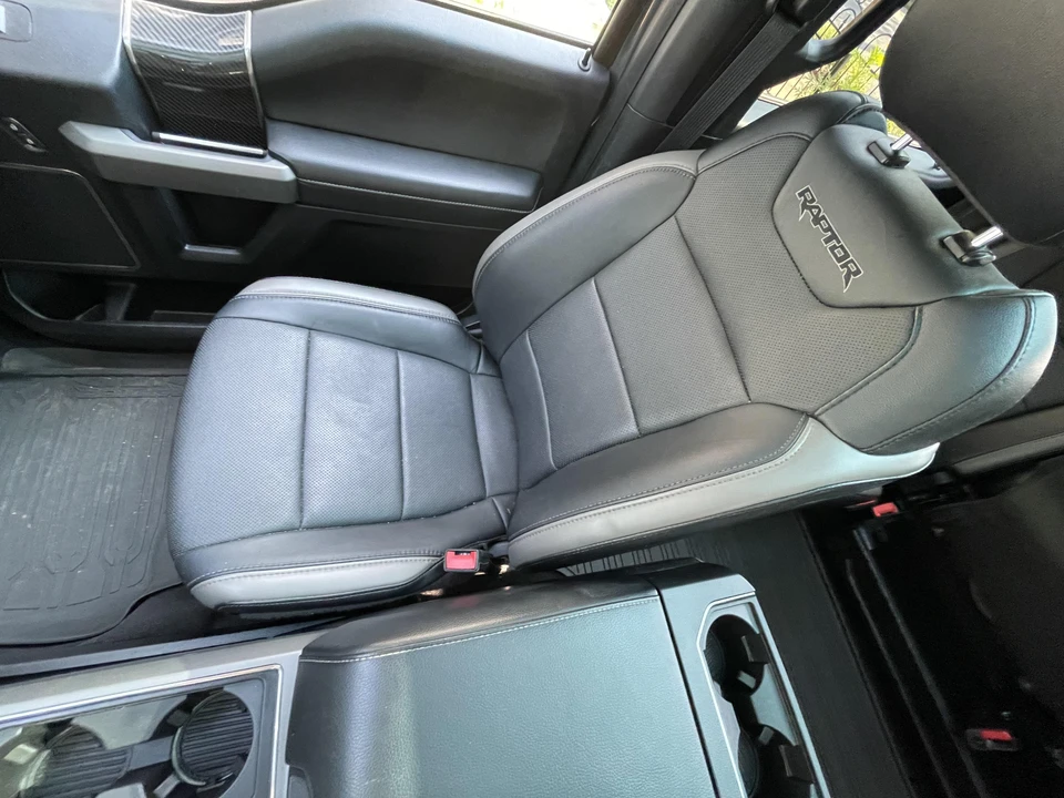 2018 Ford F-150 Raptor 13th Gen - Image 30 of 31