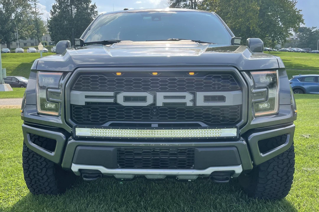2018 Ford F-150 Raptor 13th Gen - Image 2 of 31