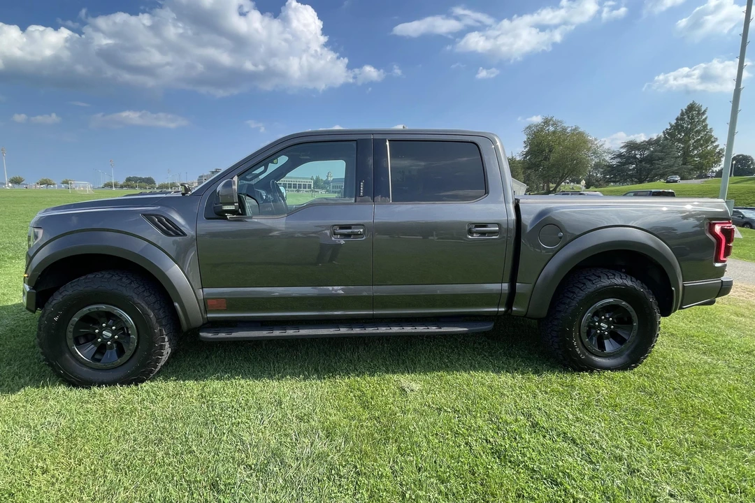 2018 Ford F-150 Raptor 13th Gen - Image 3 of 31