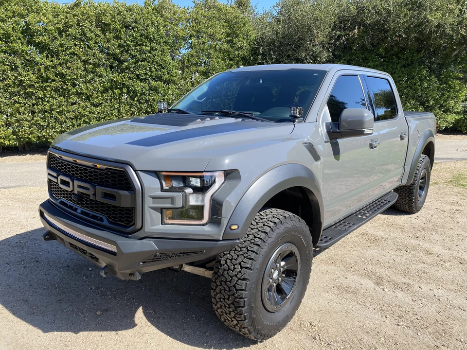 2018 Ford F-150 Raptor 13th Gen - Image 15 of 31
