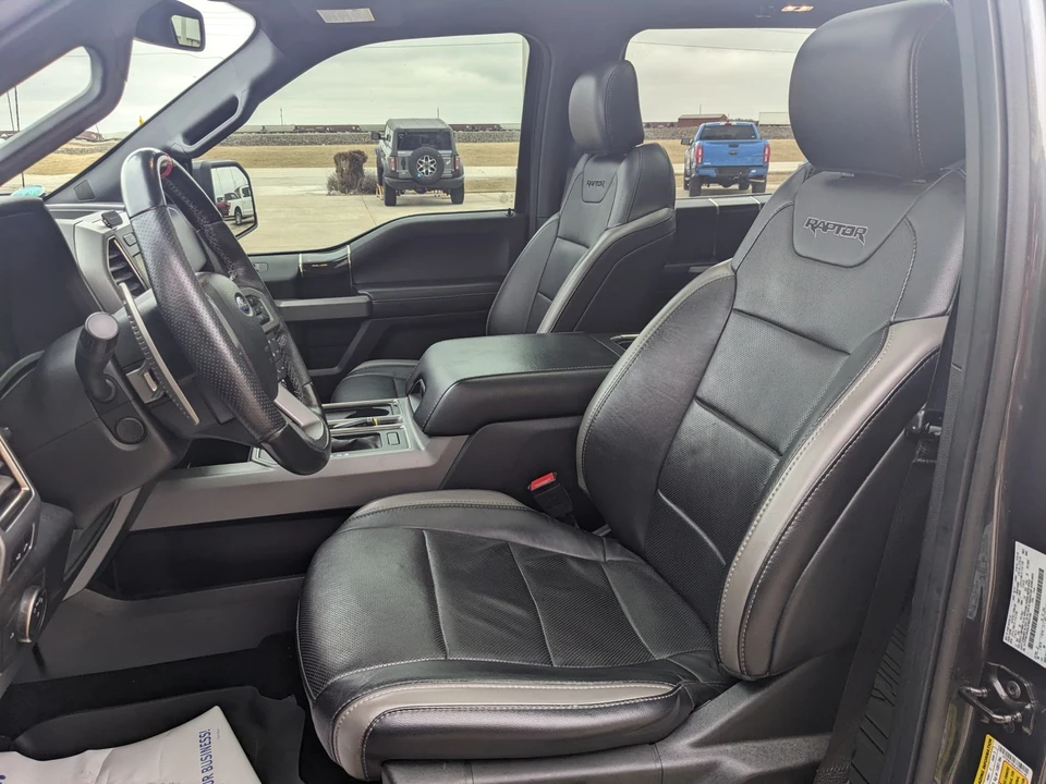 2018 Ford F-150 Raptor 13th Gen - Image 16 of 28