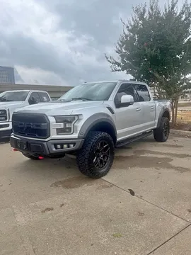 2018 Ford F-150 Raptor Pickup 4D 5 1/2 ft