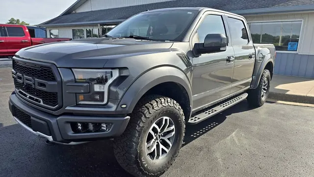 2018 Ford F-150 Raptor Pickup 4D 5 1/2 ft