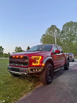 2018 Ford F-150 Raptor Pickup 4D 5 1/2 ft