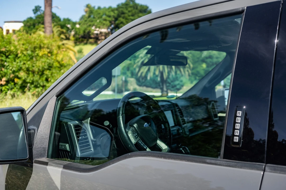 2018 Ford F-150 Raptor 13th Gen - Image 30 of 31