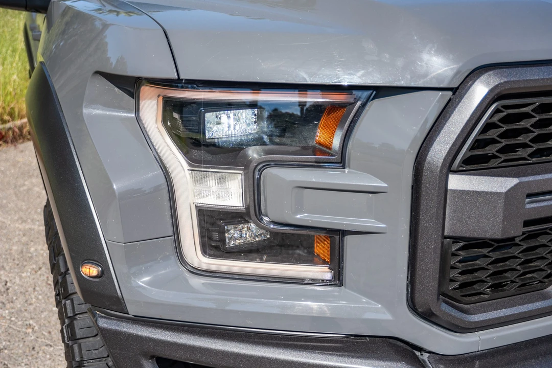 2018 Ford F-150 Raptor 13th Gen - Image 19 of 31