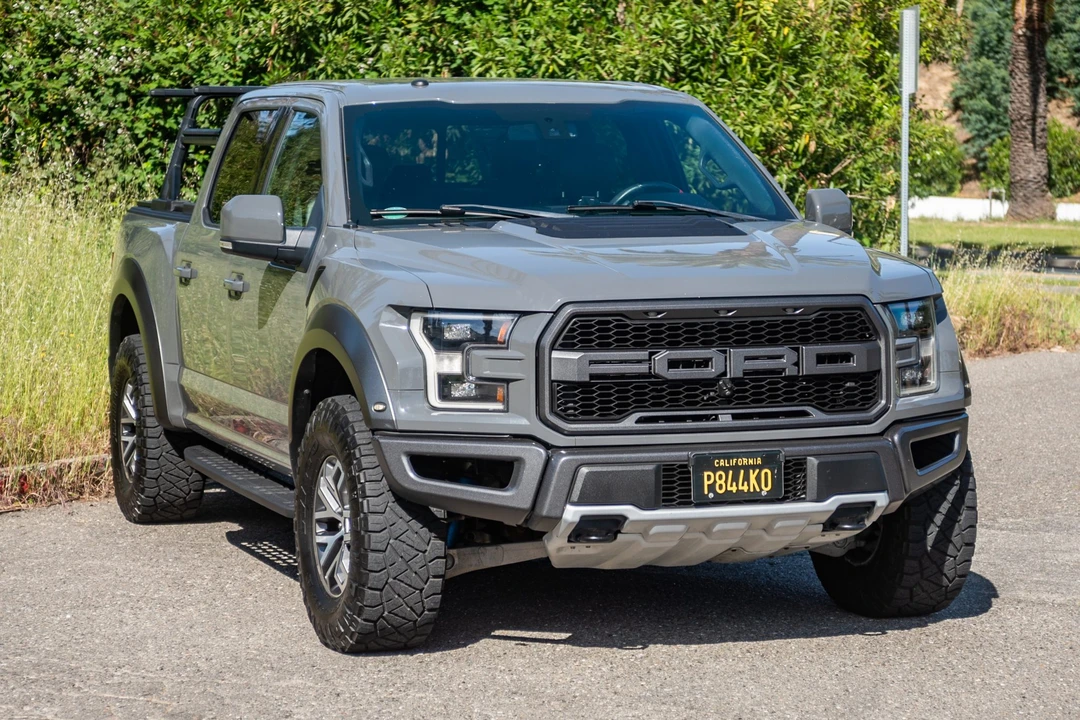 2018 Ford F-150 Raptor 13th Gen - Image 3 of 31