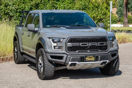 2018 Ford F-150 Raptor 13th Gen - Image 3 of 31