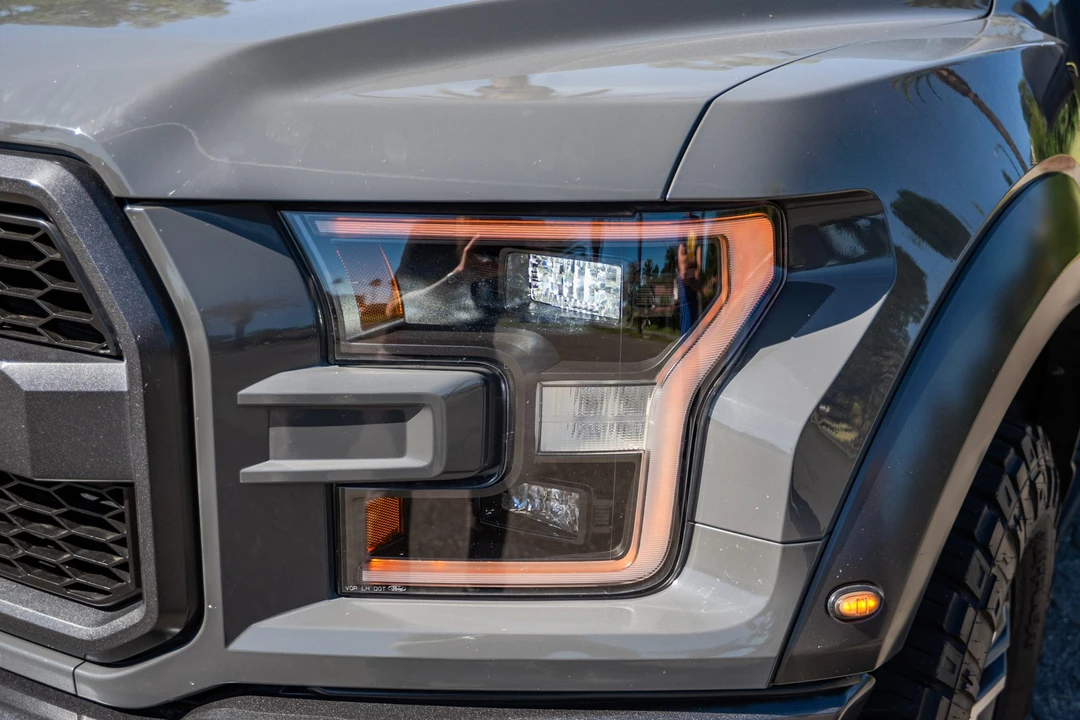 2018 Ford F-150 Raptor 13th Gen - Image 20 of 31
