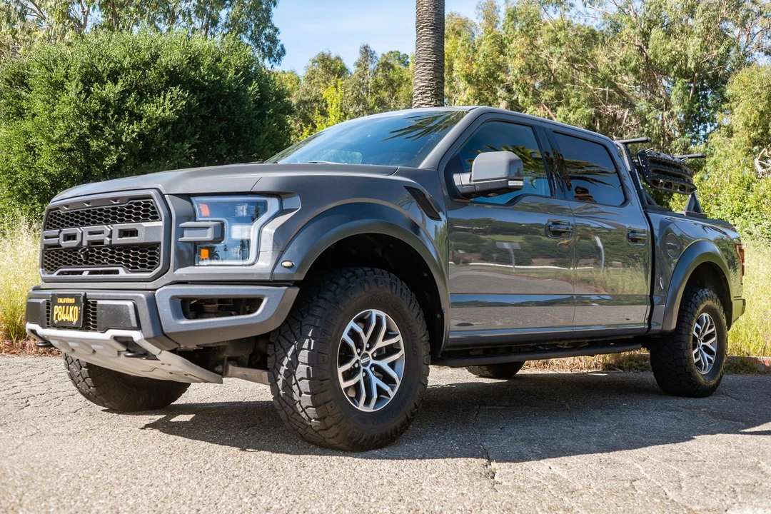 2018 Ford F-150 Raptor 13th Gen - Image 13 of 31