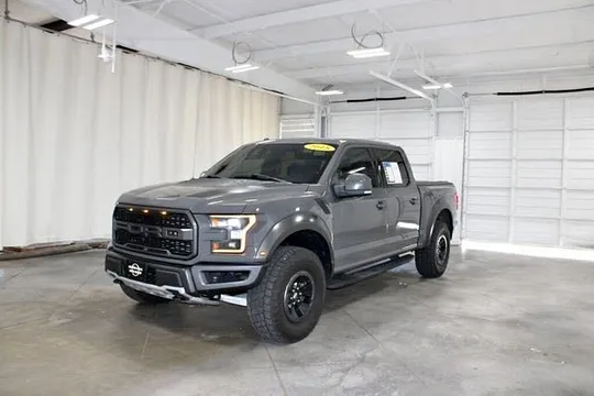 2018 Ford F-150 Raptor SuperCrew 4WD